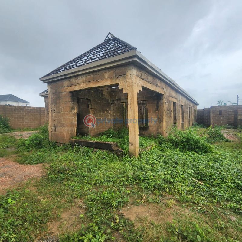 3 bedroom Detached Bungalow For Sale Elebu Off Akala Express Way Ibadan Oyo - 3