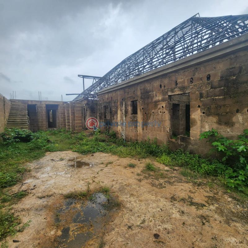 3 bedroom Detached Bungalow For Sale Elebu Off Akala Express Way Ibadan Oyo - 4
