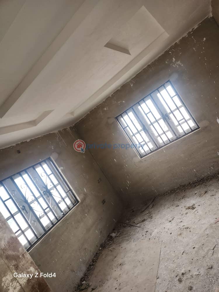 3 bedroom Block Of Flats For Sale Olomore Abeokuta Ogun - 1