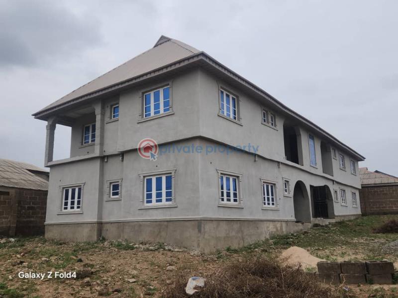 3 bedroom Block Of Flats For Sale Olomore Abeokuta Ogun - 0