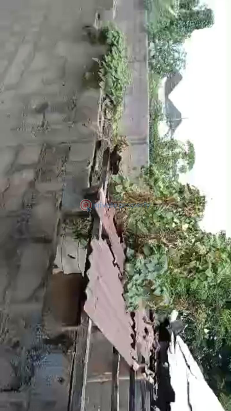 10 bedroom Commercial Property For Sale Behind Asaba Airport,* Along Ibuzo Road/ Ulo Area. Oshimili North Delta - 0