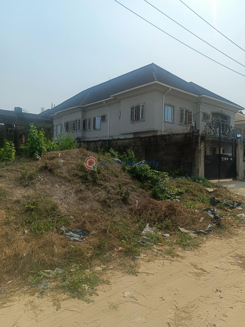 8 bedroom Duplex For Sale Valley View Estate Lekki Ebute Ikorodu Lagos - 3