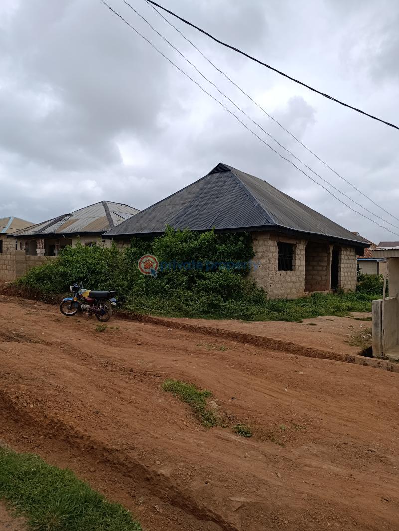 2 bedroom Shared Apartment For Sale Estate Moniya Ibadan Oyo - 1