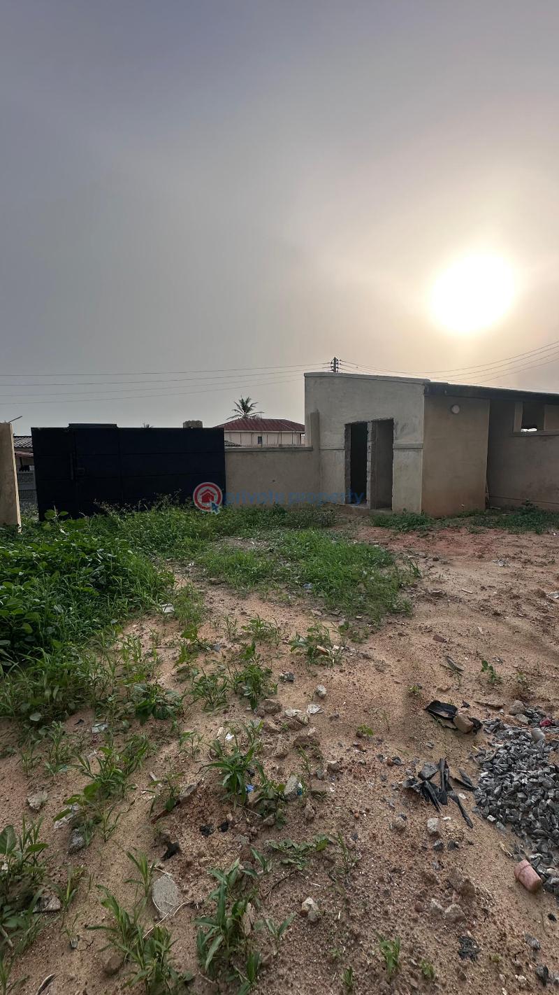House For Sale Johnson Awe, Oluyole Extension, Ibadan. Ibadan Oyo - 9