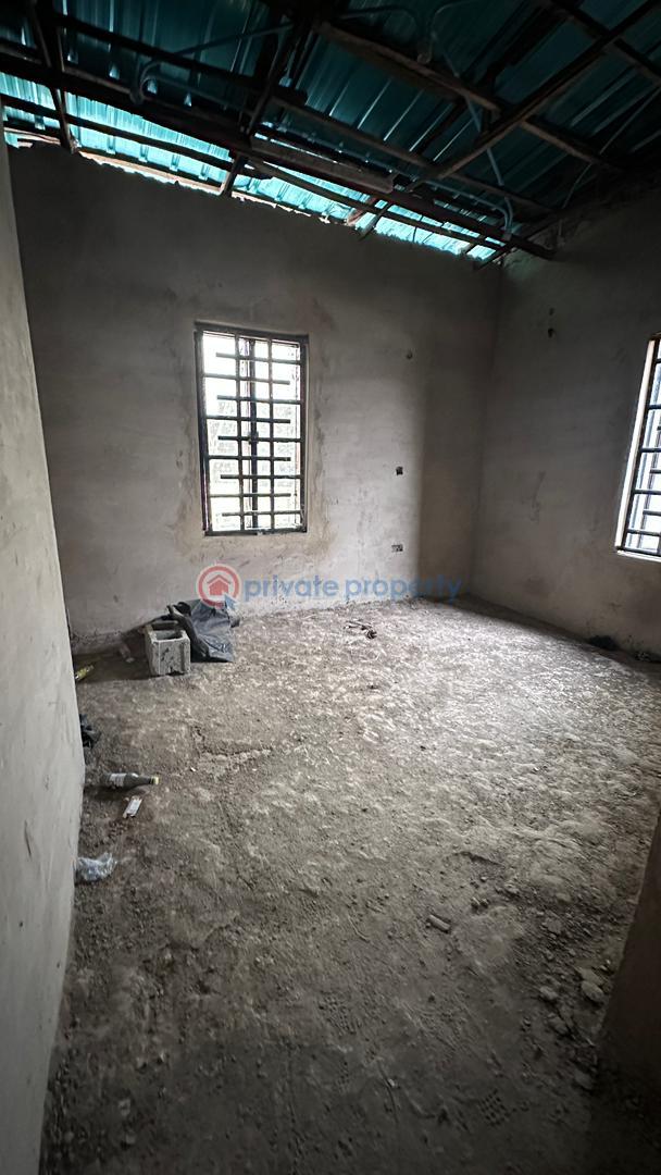 House For Sale Johnson Awe, Oluyole Extension, Ibadan. Ibadan Oyo - 12