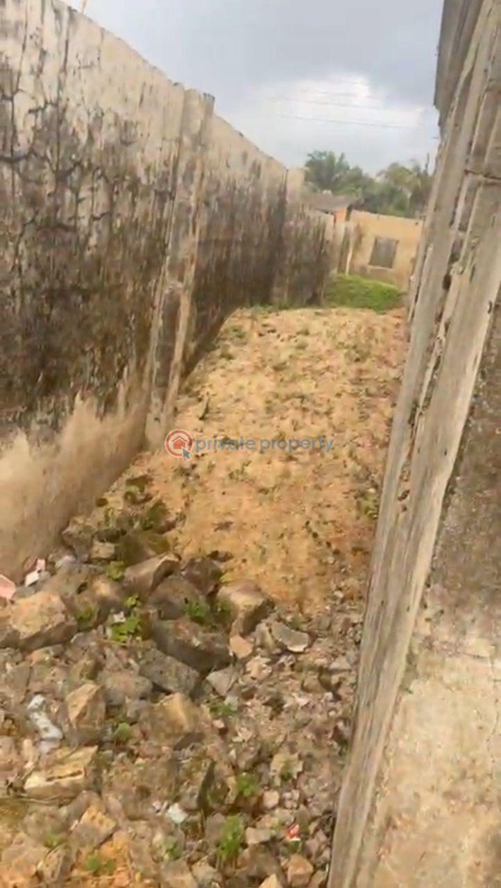 Unfinished 3bedroom with pond - 2 3 bedroom House For Sale Oyins Resort; Ijebu Ode Ijebu Ogun - 2