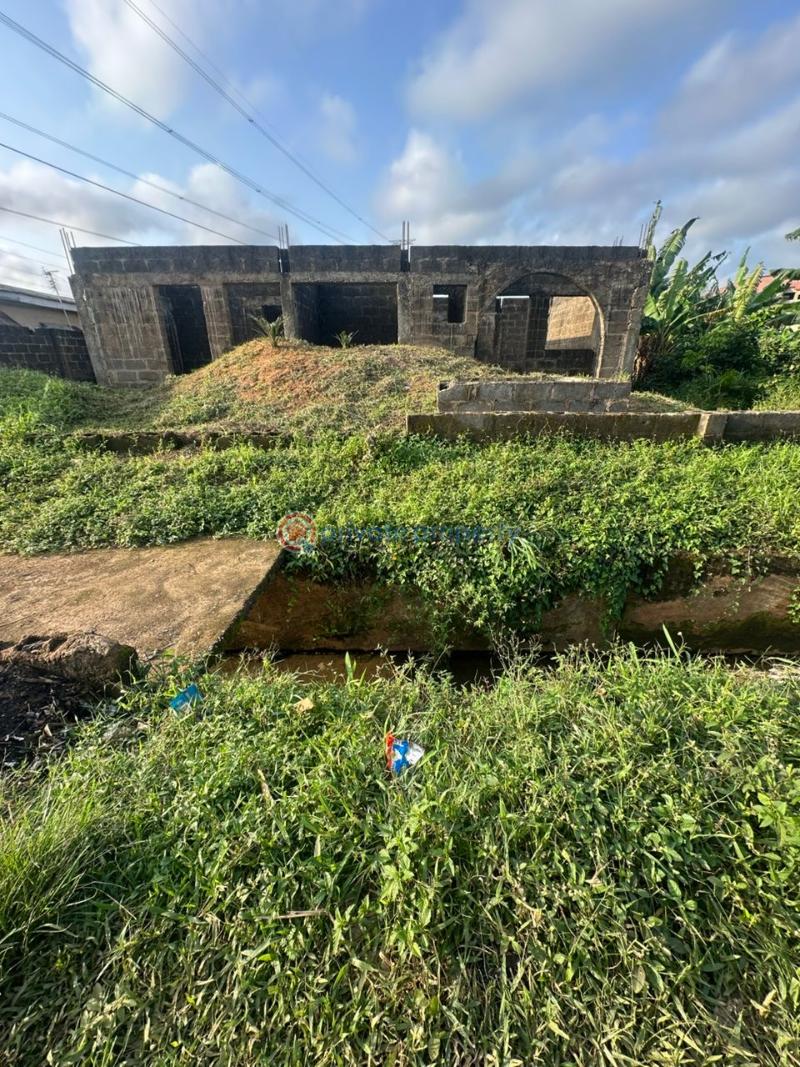 3 bedroom Shared Apartment For Sale Just Rite Ipaja Oja Market Ipaja Lagos - 6