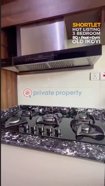 Unfurnished 3 bedroom flat on the 3rd floor with 1 bq - 13 3 bedroom Shared Apartment For Rent Old Ikoyi Lagos - 13