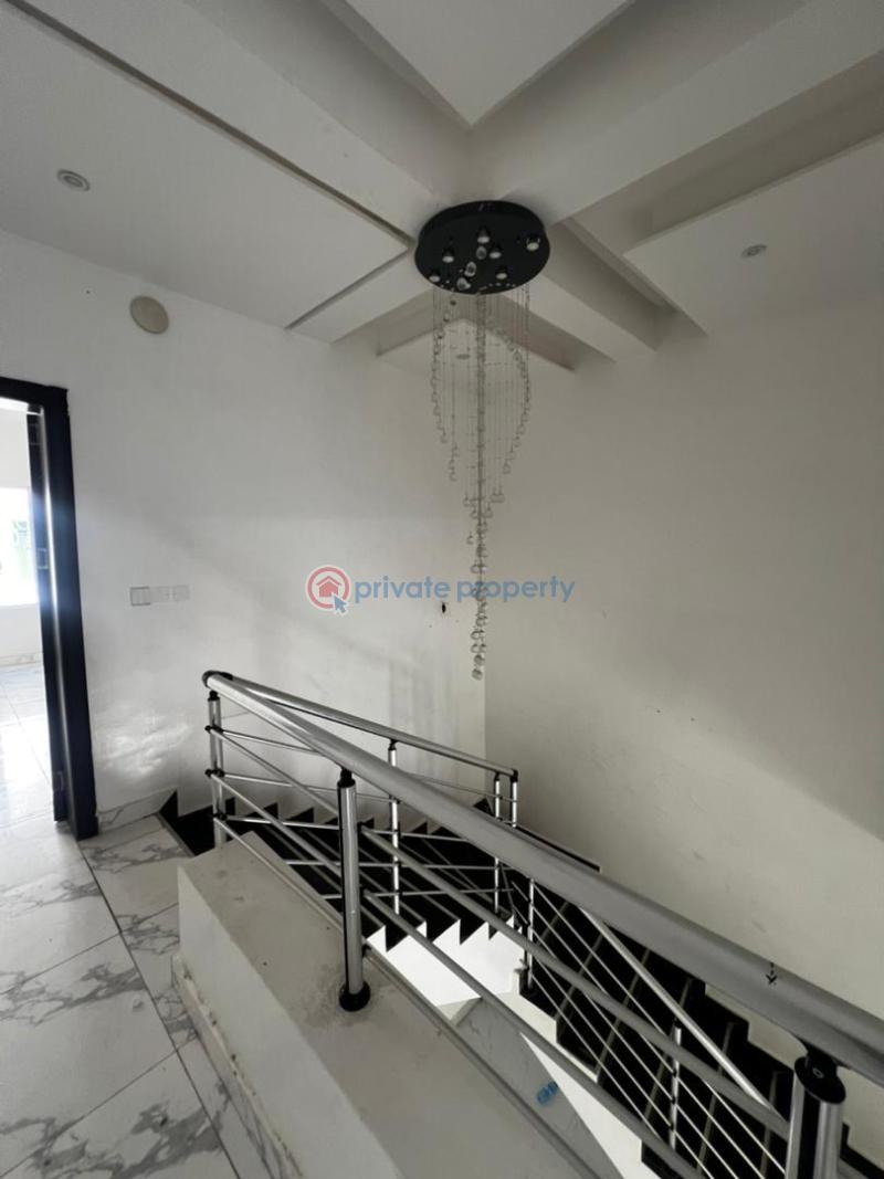 3 bedroom Maisonette For Rent Ikate Elegushi Lekki Lagos - 3