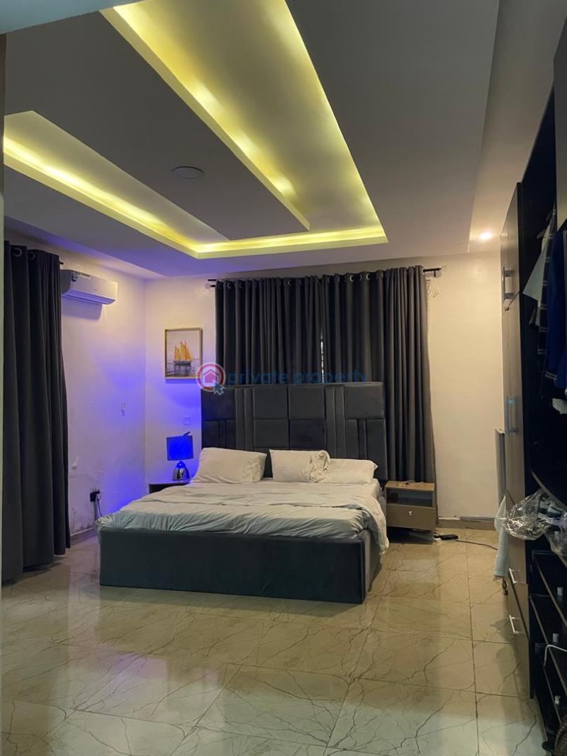 Unfurnished 3bedroom flat - 28 3 bedroom Flat & Apartment For Sale Chevron Drive Lekki Lagos - 28