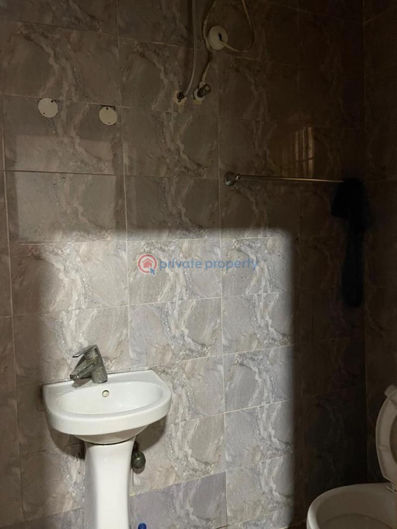Unfurnished 3bedroom flat - 38 3 bedroom Flat & Apartment For Sale Chevron Drive Lekki Lagos - 38