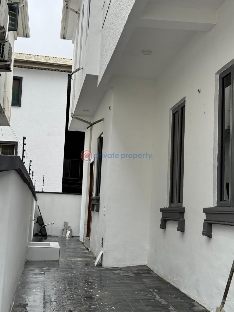 5 bedroom Duplex For Rent Bera Estate Chevron Drive Lekki Lagos - 3