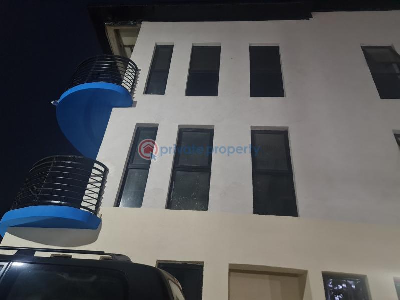 3 bedroom Semi detached Duplex For Rent Jahi Abuja Phase 2  - 11
