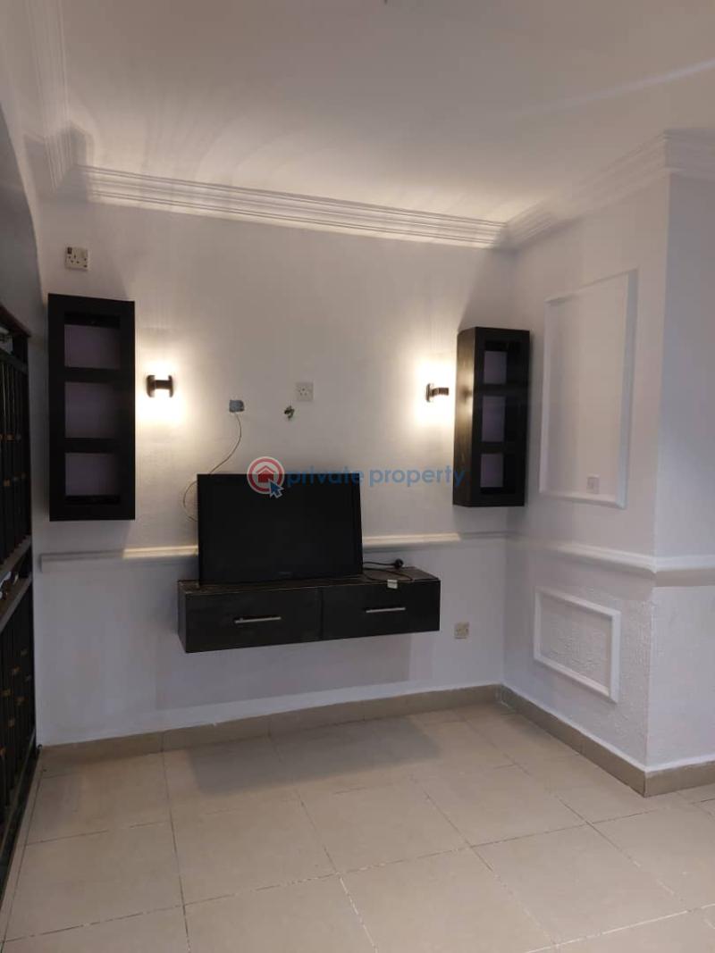 Unfurnished three bedroom ensuite maisonette, - 3 3 bedroom Maisonette For Rent Lekki Phase 1 Lagos - 3