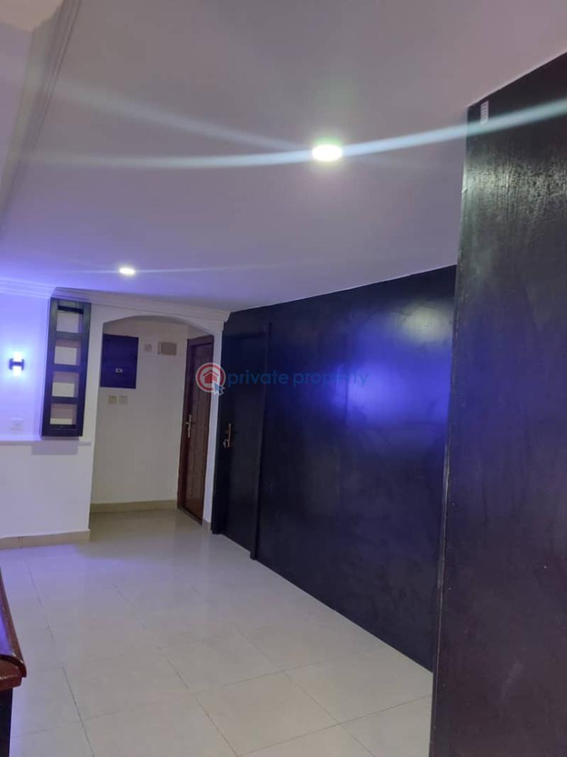 Unfurnished three bedroom ensuite maisonette, - 8 3 bedroom Maisonette For Rent Lekki Phase 1 Lagos - 8