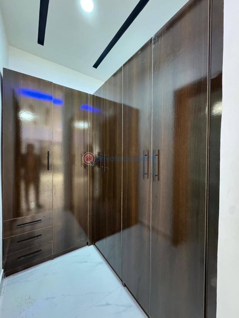 4 bedroom Detached Duplex For Sale Chevron Drive Lekki Lagos - 2