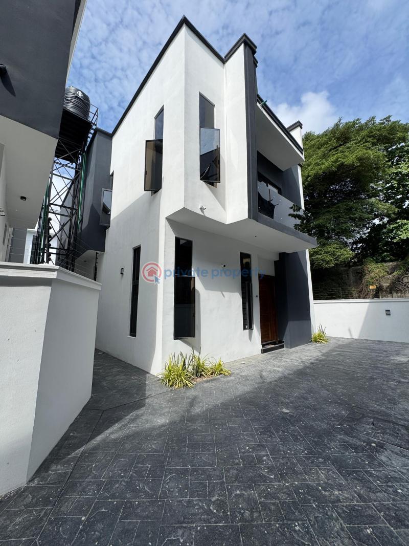 4 bedroom Detached Duplex For Sale Chevron Drive Lekki Lagos - 1