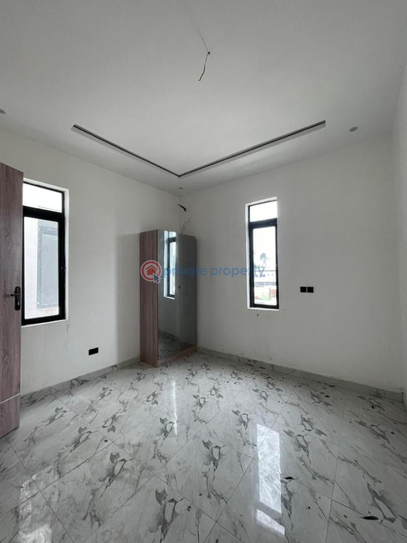 4 bedroom Detached Duplex For Sale Estate Lekki Lagos - 9