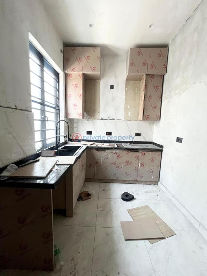 4 bedroom Semi detached Duplex For Sale Chevron Lekki Lagos - 21
