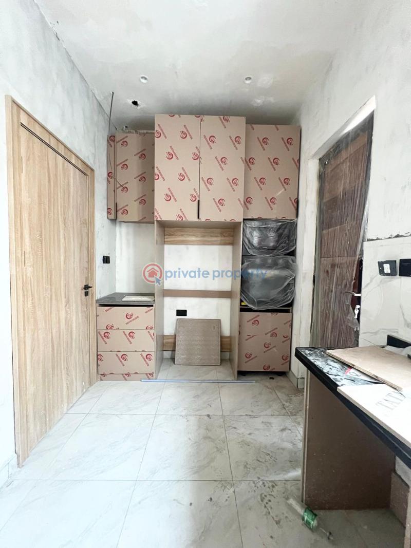 4 bedroom Semi detached Duplex For Sale Chevron Lekki Lagos - 12
