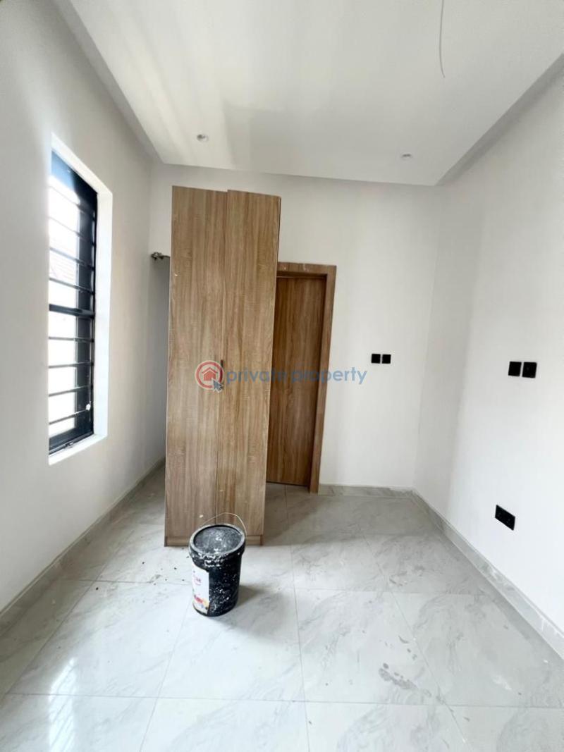 4 bedroom Semi detached Duplex For Sale Chevron Lekki Lagos - 3