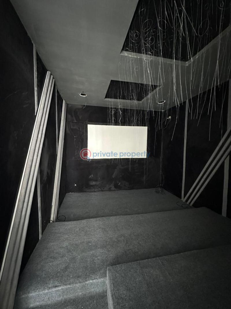 5 bedroom Detached Duplex For Sale Osapa Lekki Lagos - 10