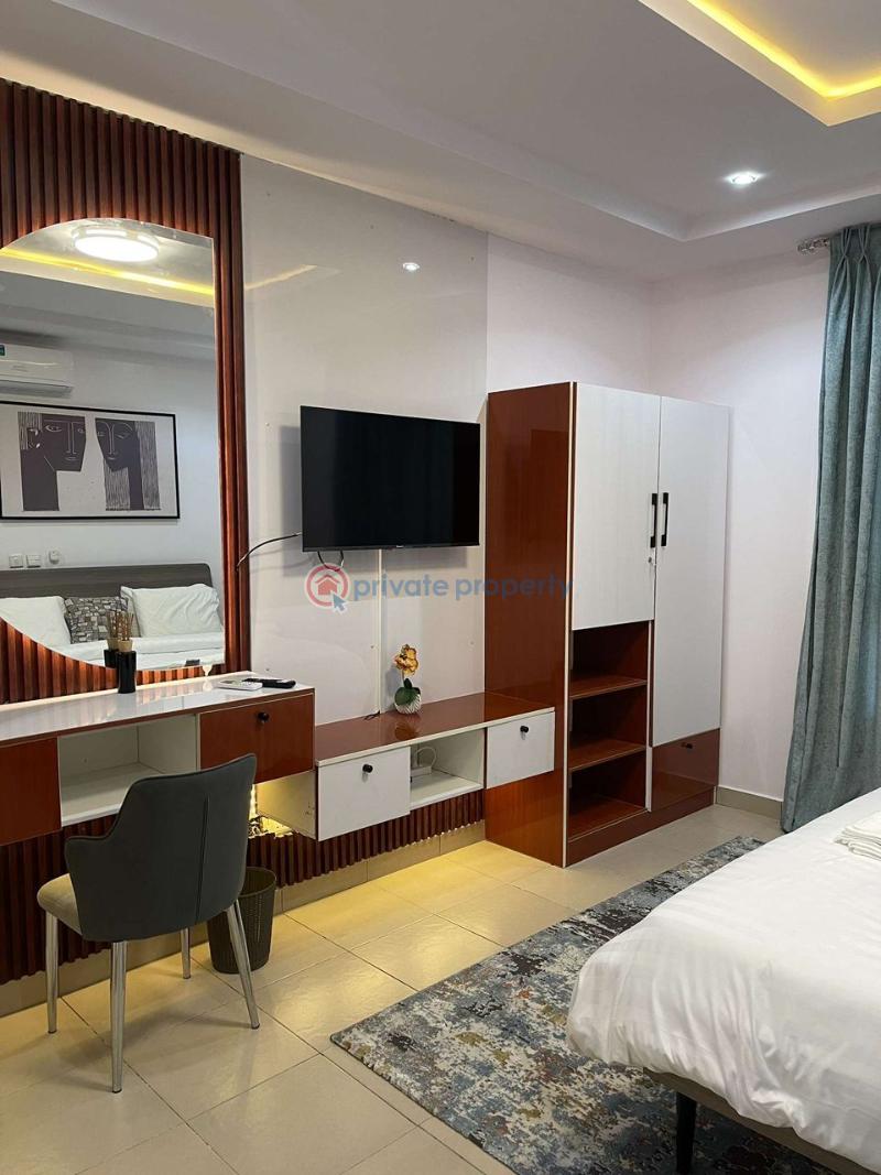 Unique and fancy 3bed apartment - 1 3 bedroom Block Of Flats Short let Cardogan Osapa London Lekki Lagos - 1