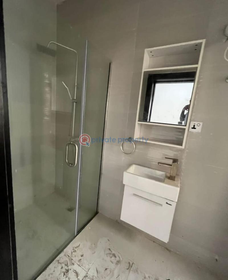 Uniquely built 4 bedroom apartment with bq - 4 4 bedroom Block Of Flats For Sale Close To Banana Island Banana Island Ikoyi Lagos - 4