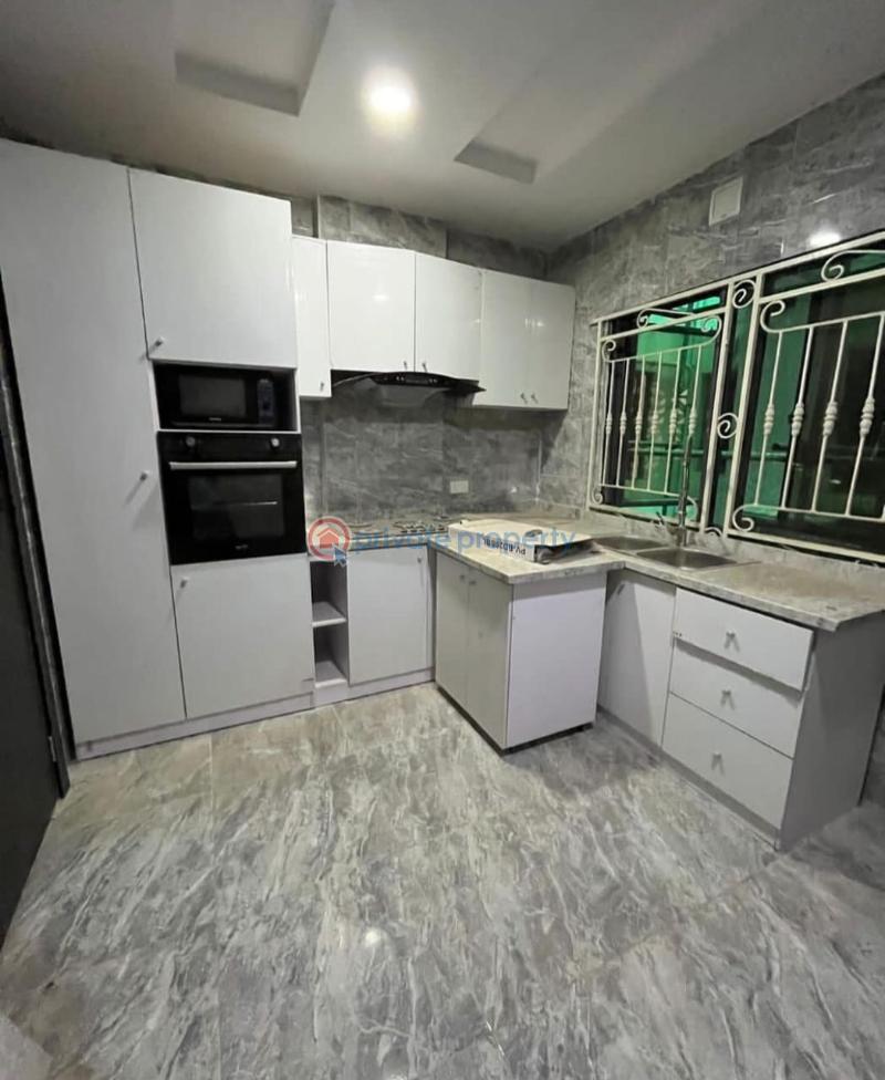 Uniquely built 4 bedroom apartment with bq - 7 4 bedroom Block Of Flats For Sale Close To Banana Island Banana Island Ikoyi Lagos - 7