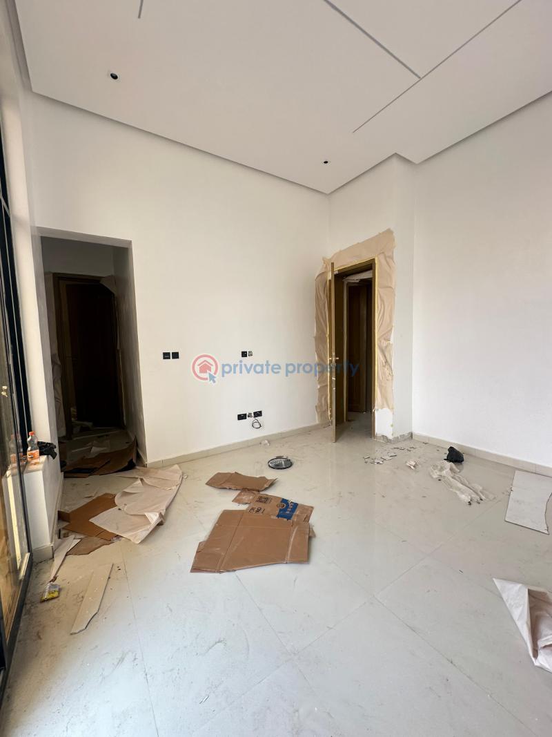 Uniquely built luxury 3 bedroom apartment with bq, high ceilings, swimming pool and elevator - 13 3 bedroom House For Sale Lekki Phase 1 Lagos - 13