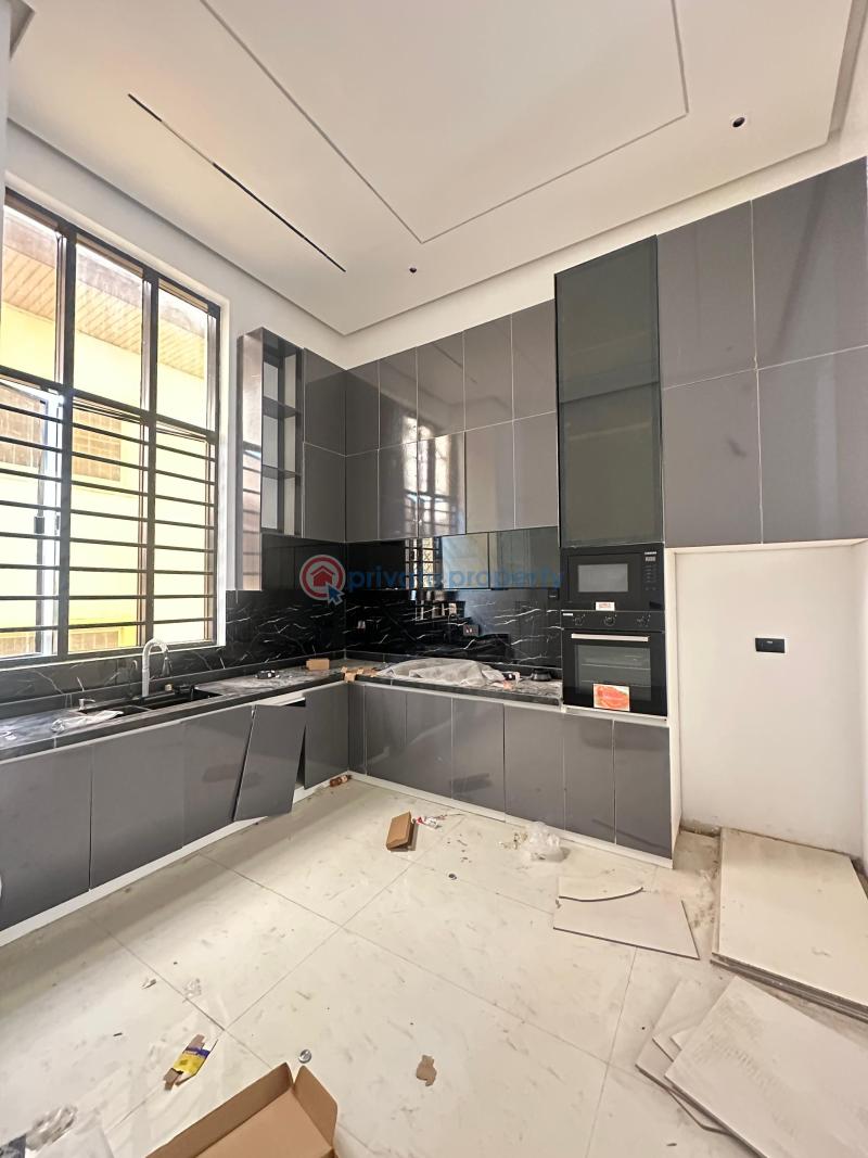 Uniquely built luxury 3 bedroom apartment with bq, high ceilings, swimming pool and elevator - 12 3 bedroom House For Sale Lekki Phase 1 Lagos - 12