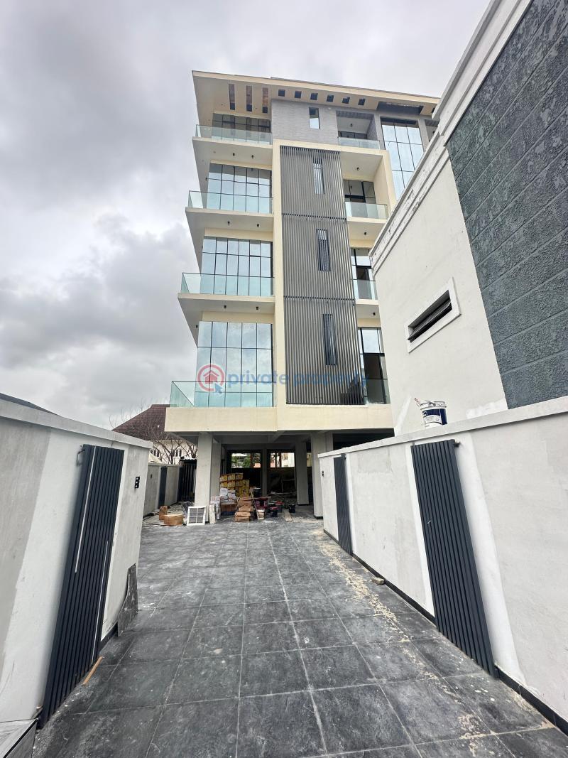 Uniquely built luxury 3 bedroom apartment with bq, high ceilings, swimming pool and elevator - 1 3 bedroom House For Sale Lekki Phase 1 Lagos - 1