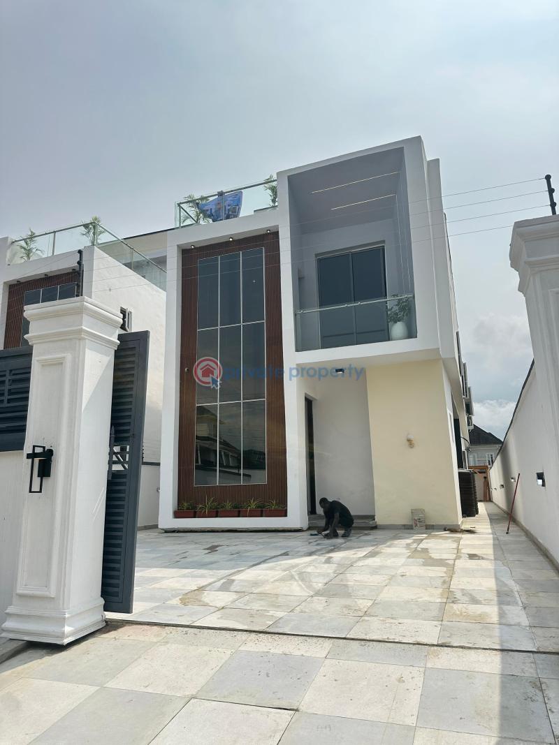 Uniquely built spacious 4 bedroom fully detached duplex - 1 5 bedroom Detached Duplex For Sale Chevron Drive Lekki Lagos - 1