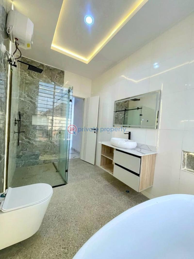 Uniquely-built spacious 5 bedroom fully detached duplex - 6 5 bedroom Detached Duplex For Sale Chevron Drive Lekki Lagos - 6