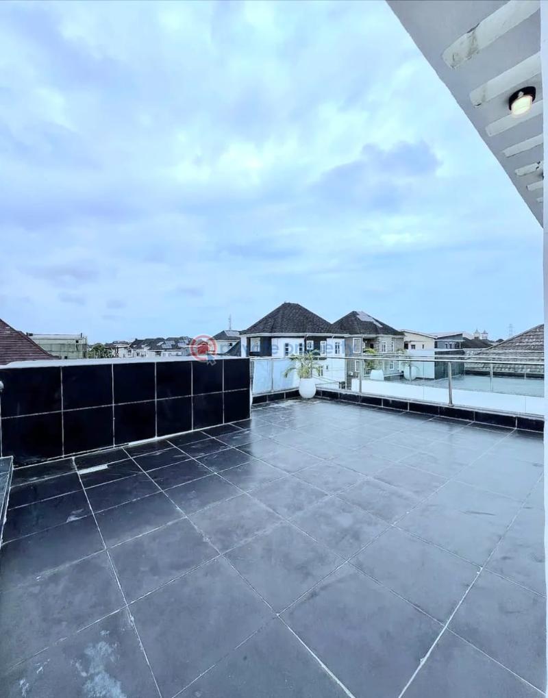 Uniquely-built spacious 5 bedroom fully detached duplex - 1 5 bedroom Detached Duplex For Sale Chevron Drive Lekki Lagos - 1