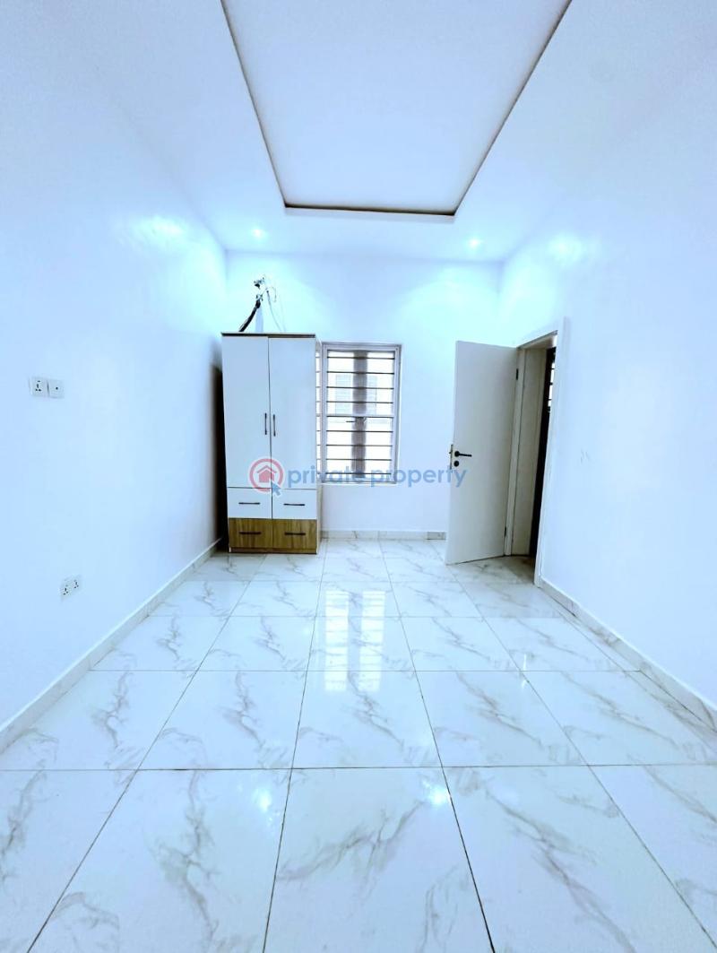Uniquely-built spacious 5 bedroom fully detached duplex - 17 5 bedroom Detached Duplex For Sale Chevron Drive Lekki Lagos - 17