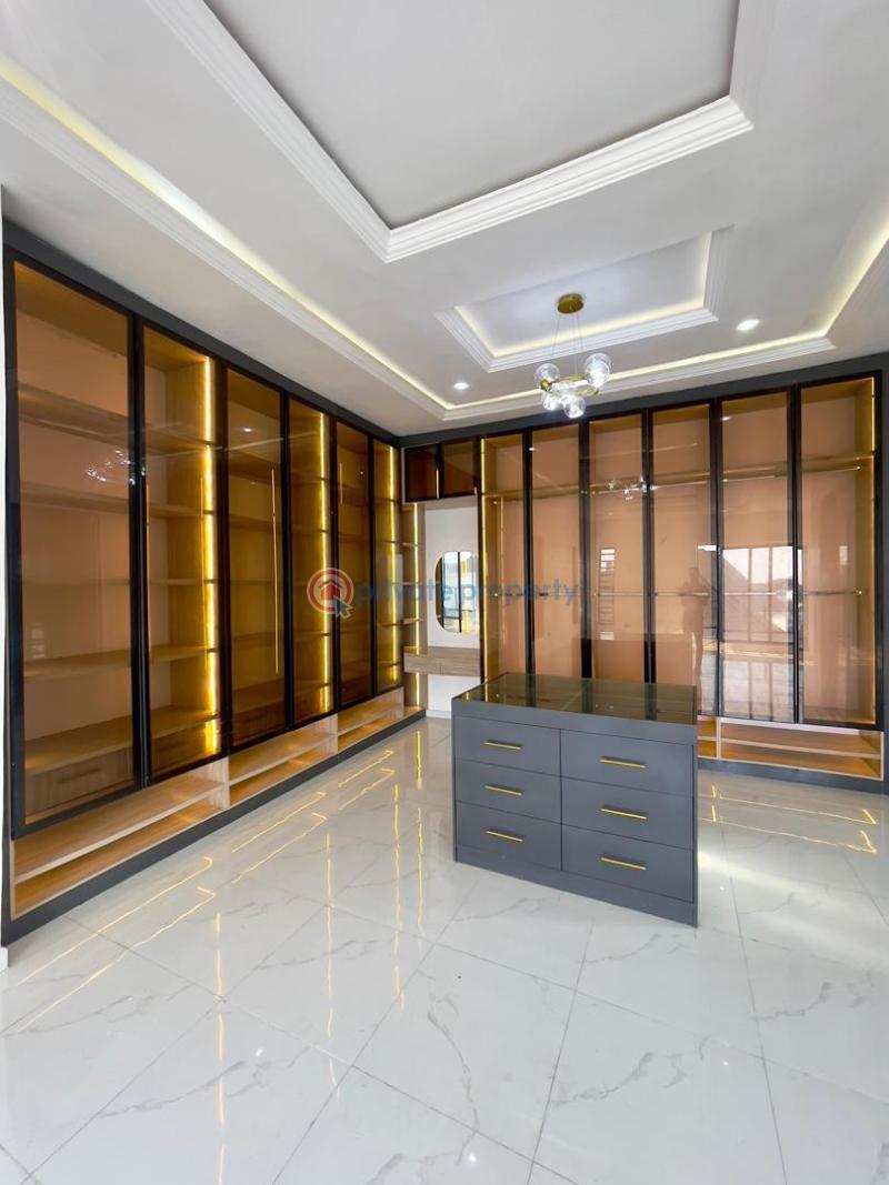 4 bedroom Detached Duplex For Sale Ikota Lekki Lagos - 9