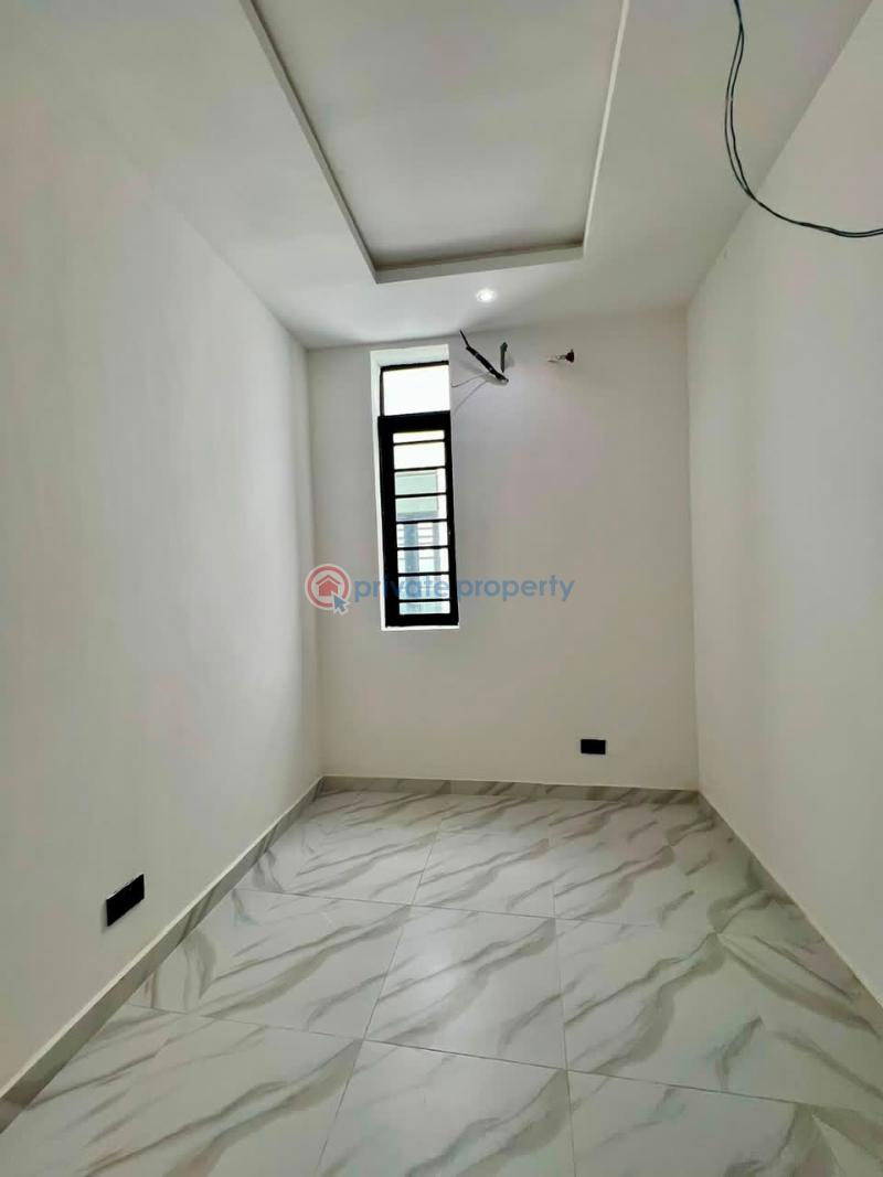 5 bedroom Detached Duplex For Sale Chevron Drive Lekki Lagos - 0