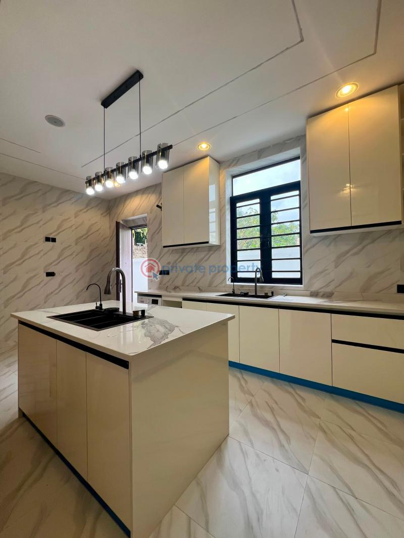 5 bedroom Detached Duplex For Sale Chevron Drive Lekki Lagos - 3