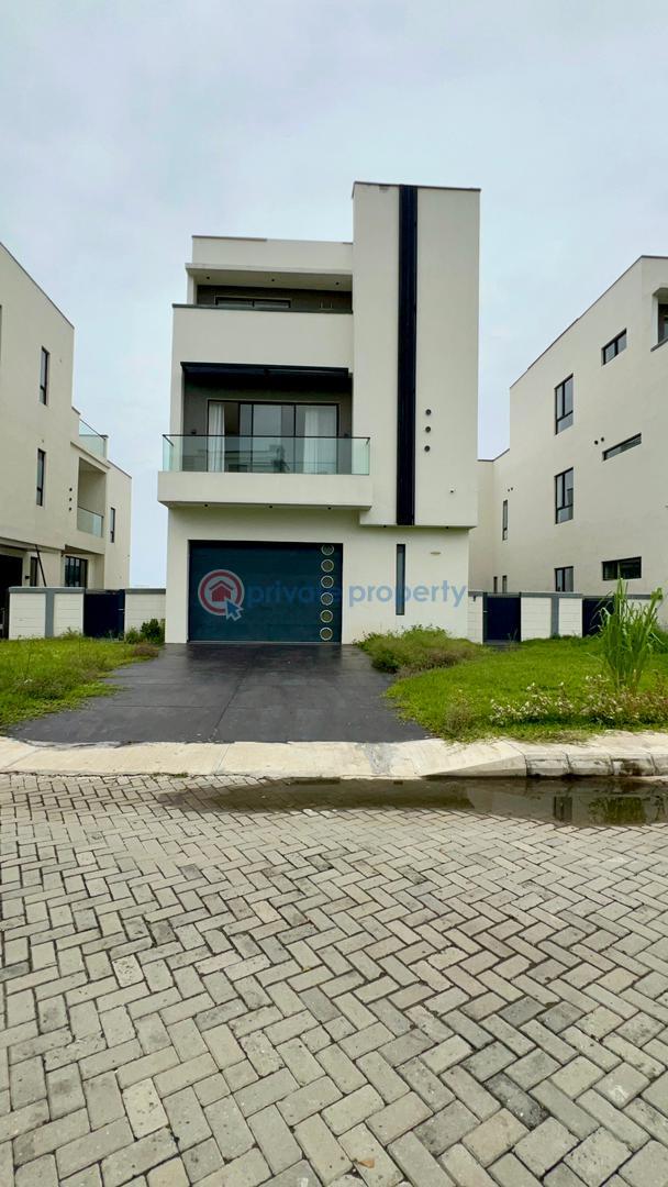 5 bedroom Detached Duplex For Sale Victoria Garden City Lekki Lagos - 18