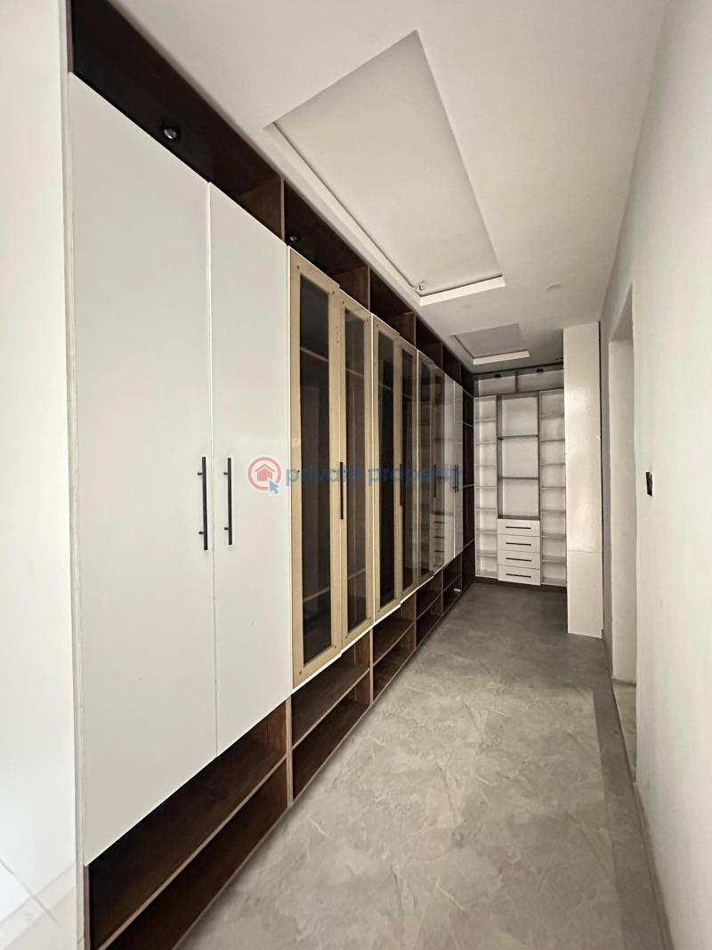 4 bedroom Terraced Duplex For Sale Laroi Ikate Elegushi Lekki Lagos - 13