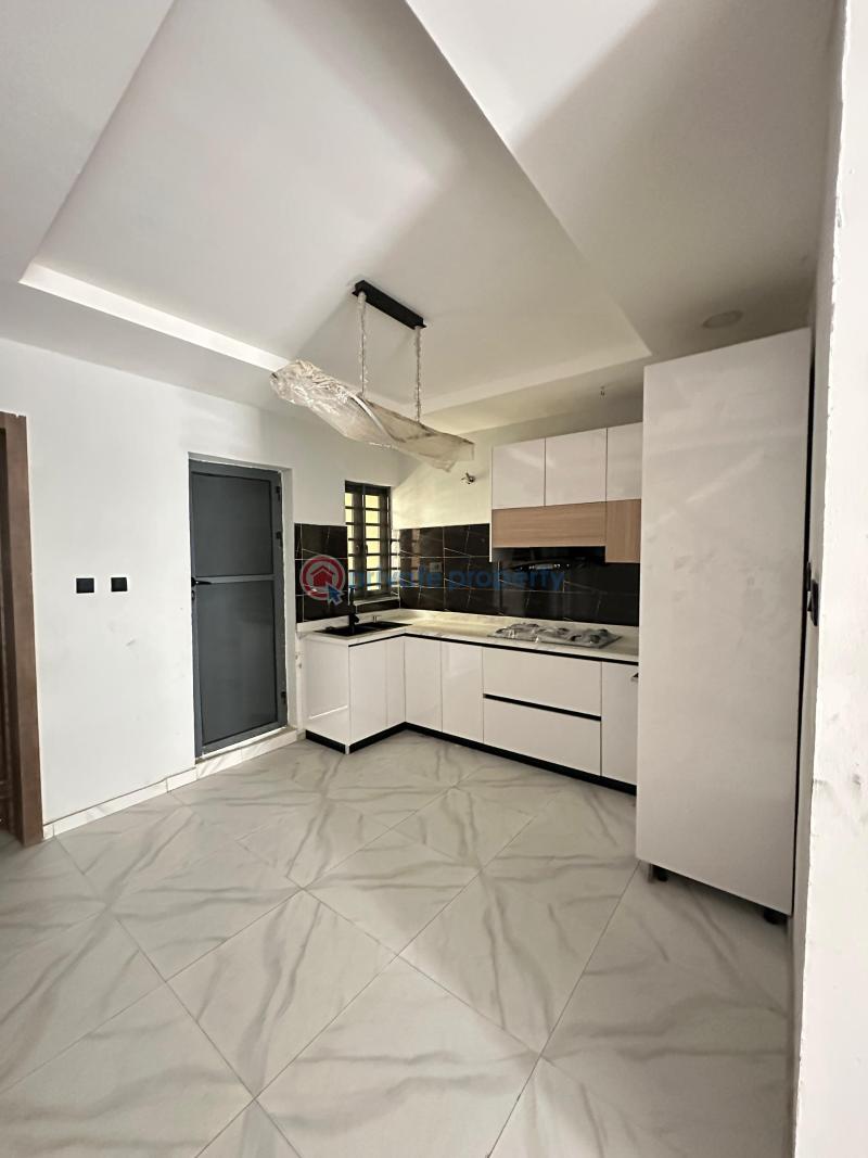 4 bedroom Terraced Duplex For Sale Laroi Ikate Elegushi Lekki Lagos - 11