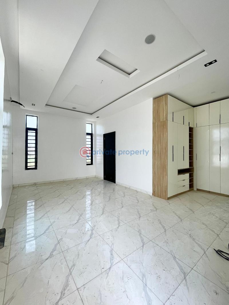 5 bedroom Detached Duplex For Sale 2nd Toll Gate Lekki Lagos - 1
