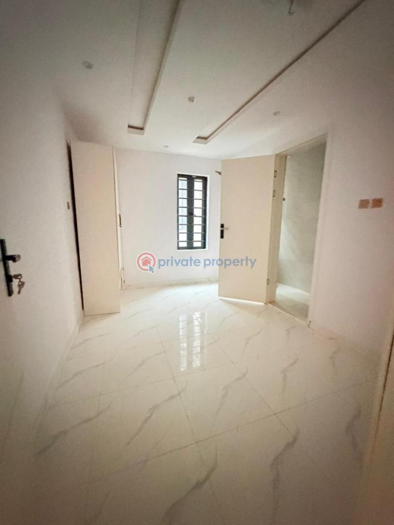 4 bedroom Detached Duplex For Sale Magodo GRA Phase 2 Kosofe/Ikosi Lagos - 3