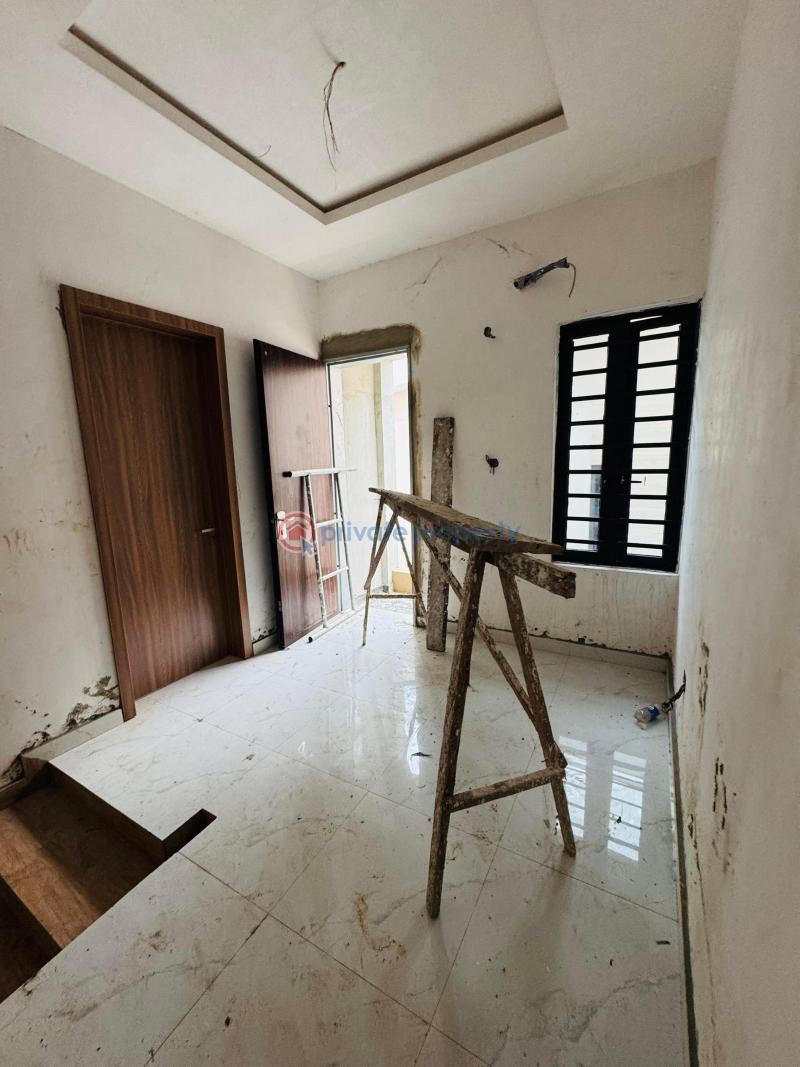 4 bedroom Semi detached Duplex For Sale Magodo GRA Phase 1 Ojodu Lagos - 2
