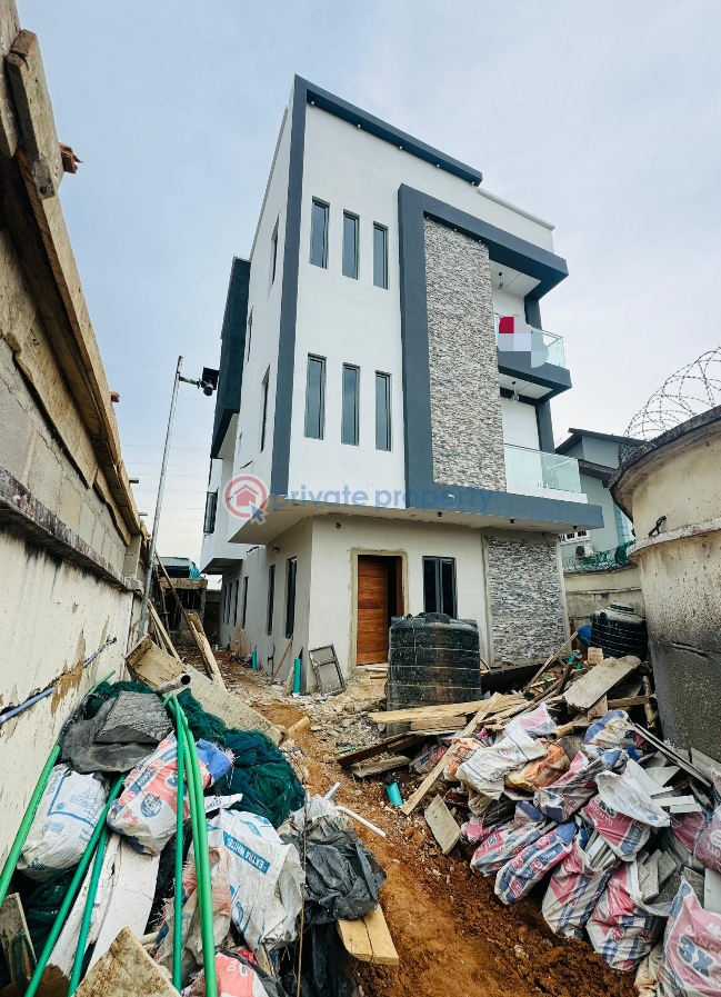 5 bedroom Detached Duplex For Sale Ogudu GRA Ojota Lagos - 4