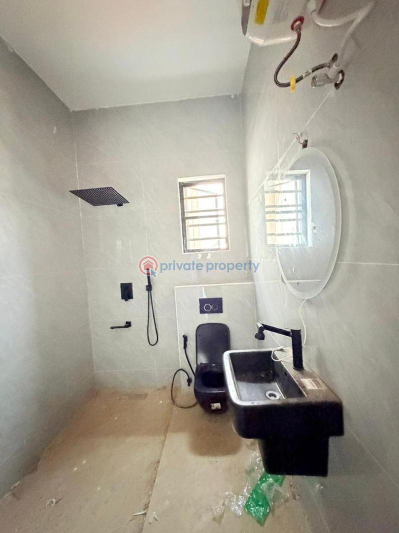 5 bedroom Detached Duplex For Sale Magodo GRA Phase 1 Ojodu Lagos - 4
