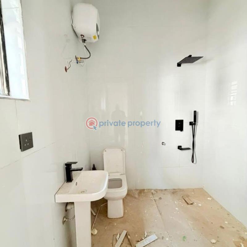 5 bedroom Detached Duplex For Sale Magodo Gra Phase 1 Ojodu Lagos - 5