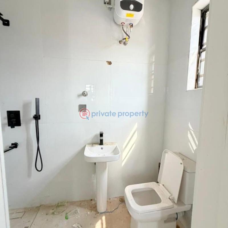 5 bedroom Detached Duplex For Sale Magodo Gra Phase 1 Ojodu Lagos - 4