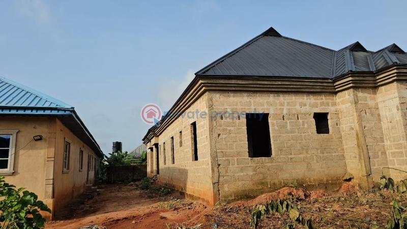 Block Of Flats For Sale Iyowa Community Ovia South-East Edo - 2
